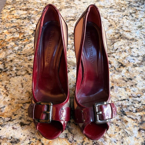 Burberry Open Toe Buckle Pumps - Picture 3 of 11